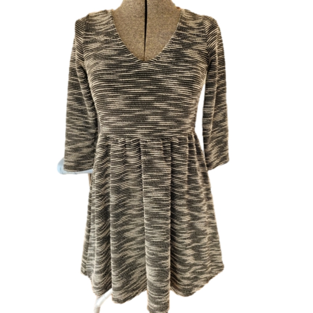 Alya Textured Babydoll Sweater Mini Dress-Size Small